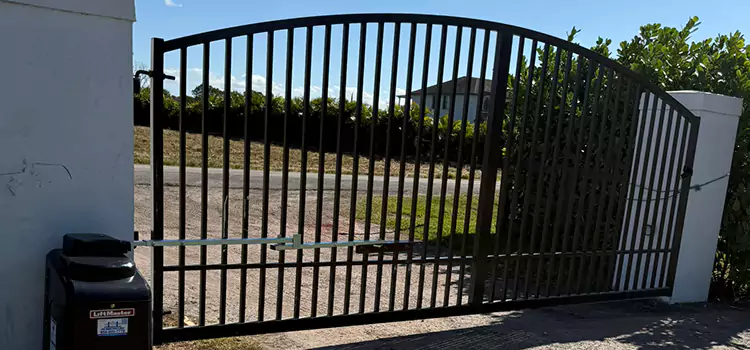 Driveway Fence Repair Security-Widefield